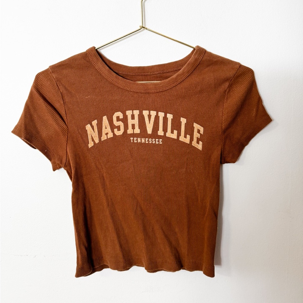 cropped tee